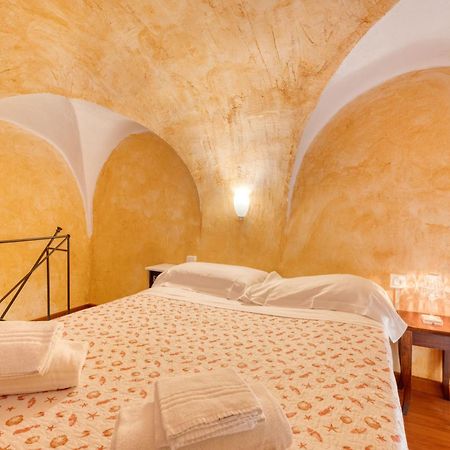 Mini Accommodation In Sanremo Liguria المظهر الخارجي الصورة