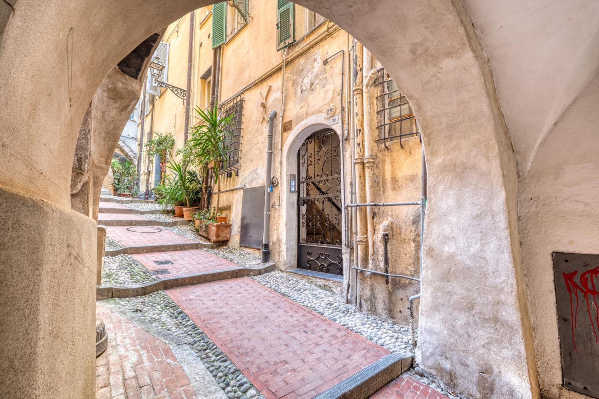 Mini Accommodation In Sanremo Liguria المظهر الخارجي الصورة