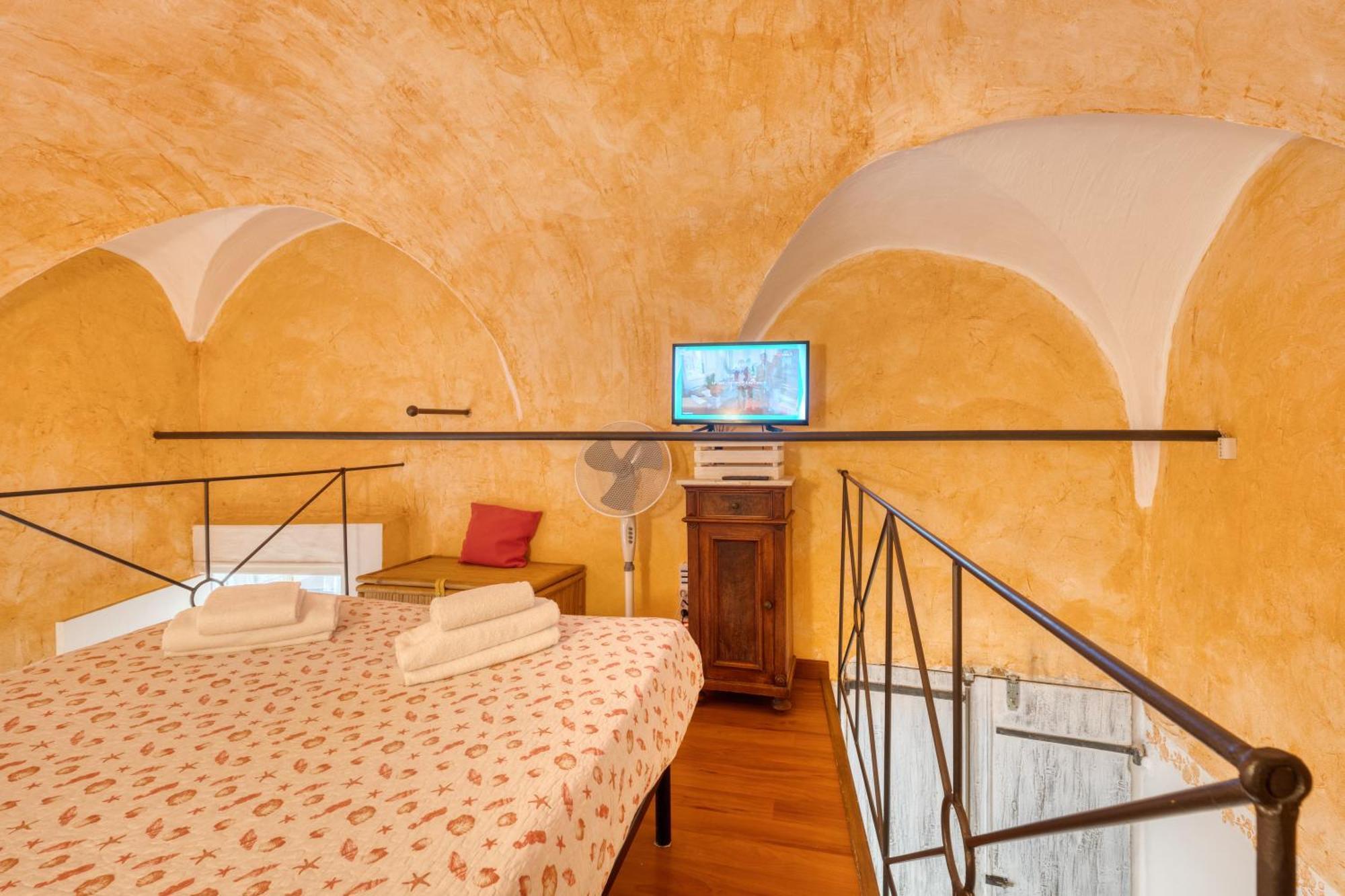 Mini Accommodation In Sanremo Liguria المظهر الخارجي الصورة